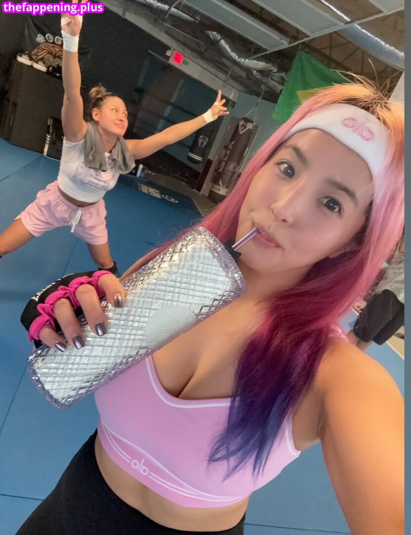 Elle grenn/ leaked private content